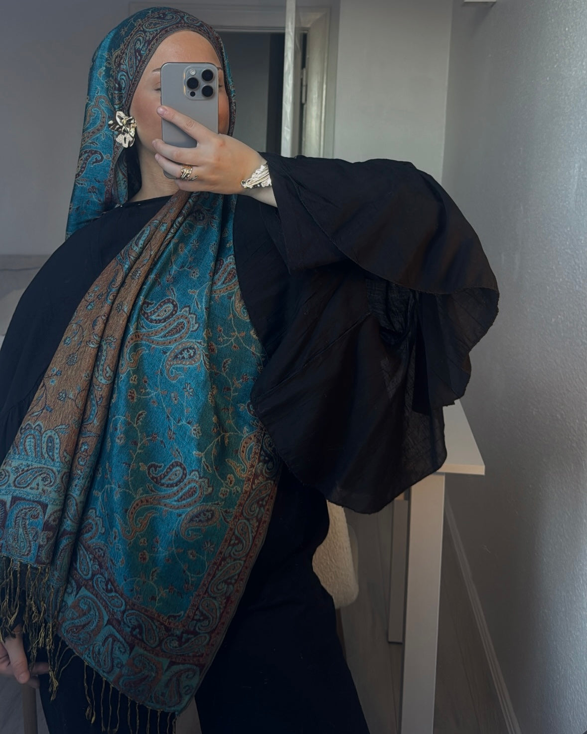 Turquoise Macaron – Premium Pashmina Hijab