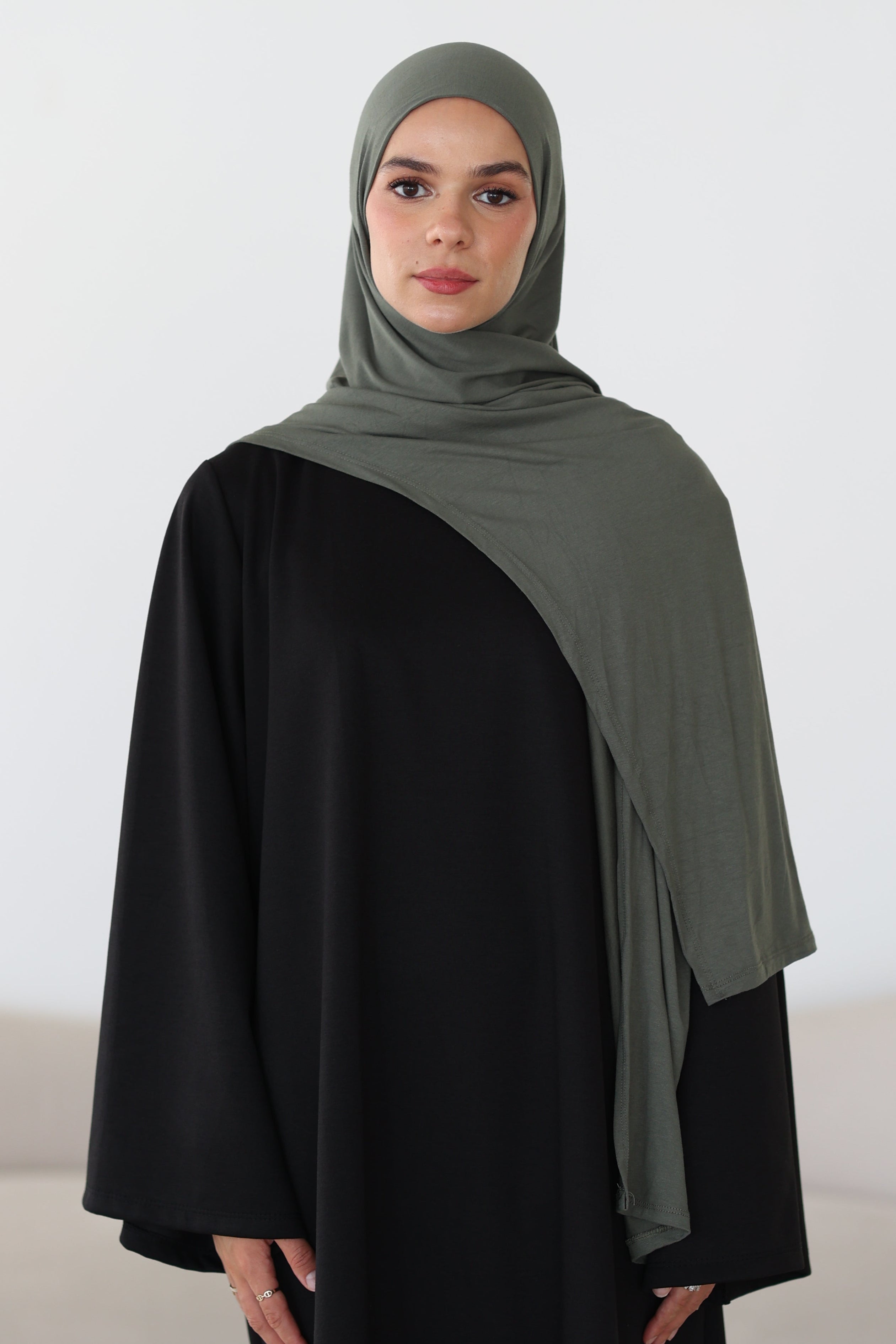 Easy Jersey Hijab in Olive