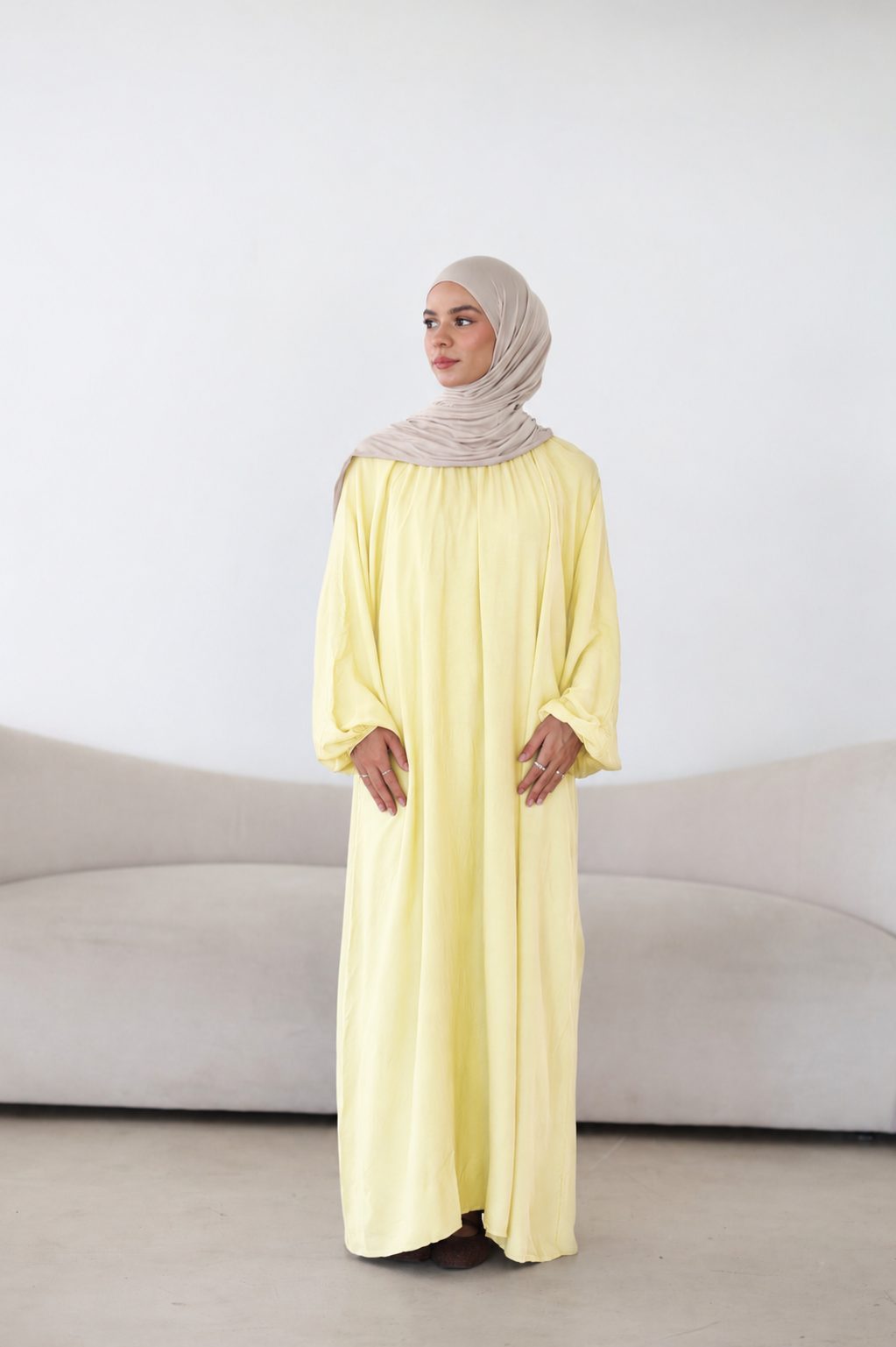 Lola Abaya