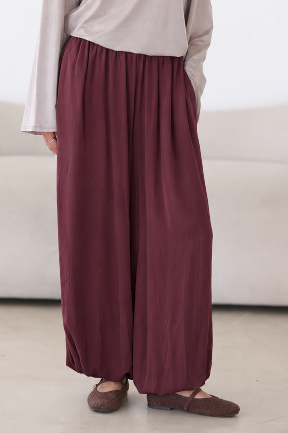 Mona Hose
