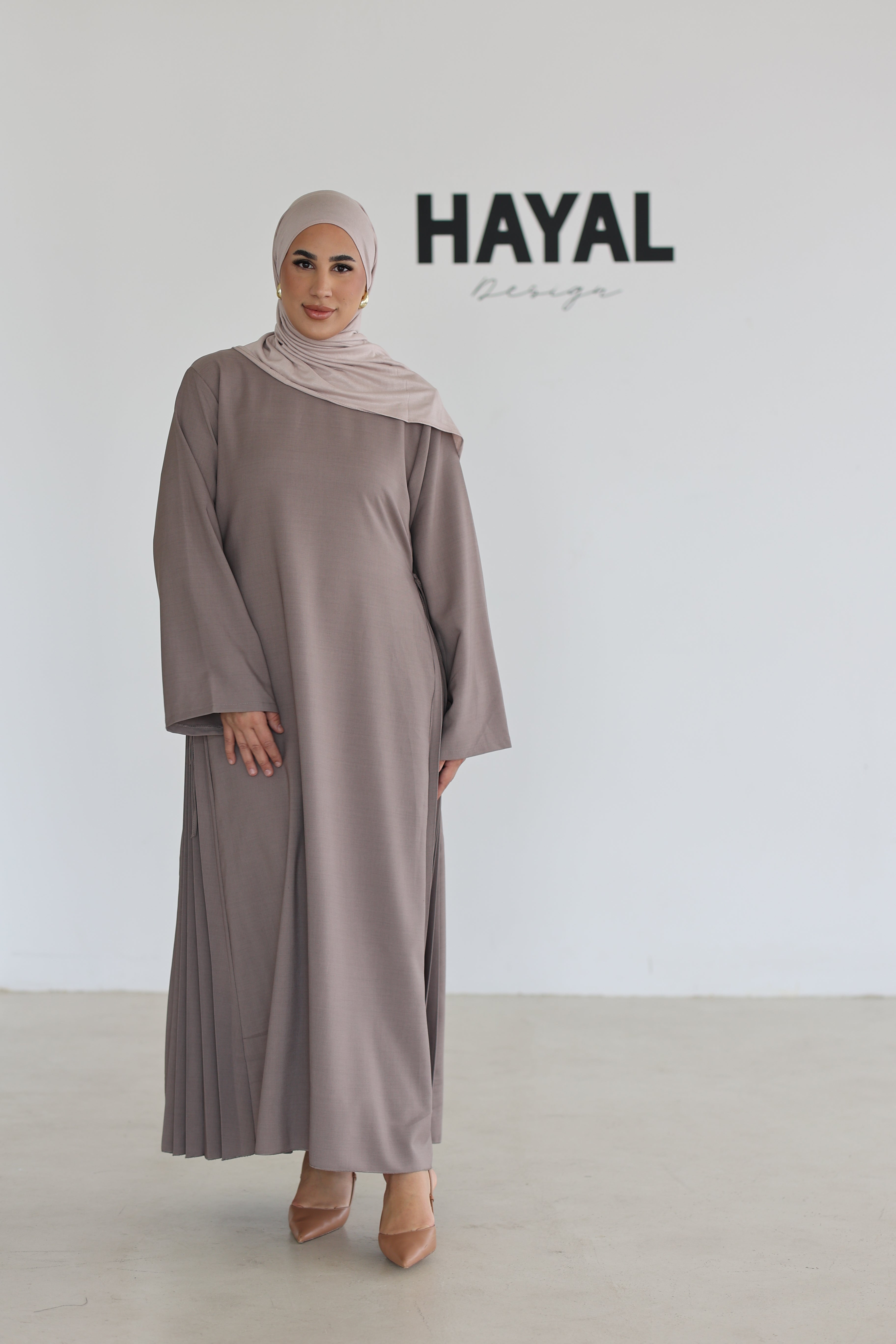 Hana Abaya
