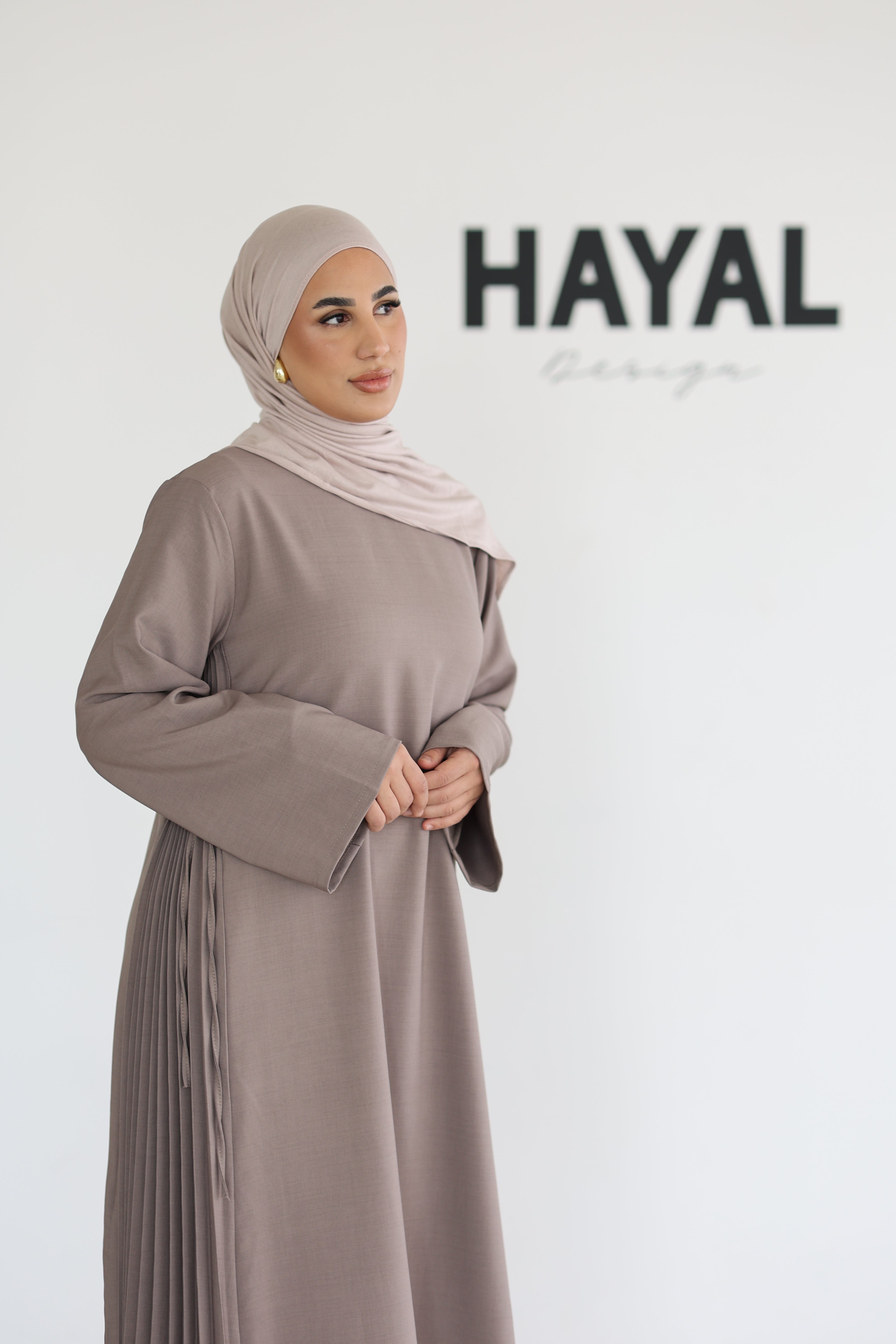 Hana Abaya