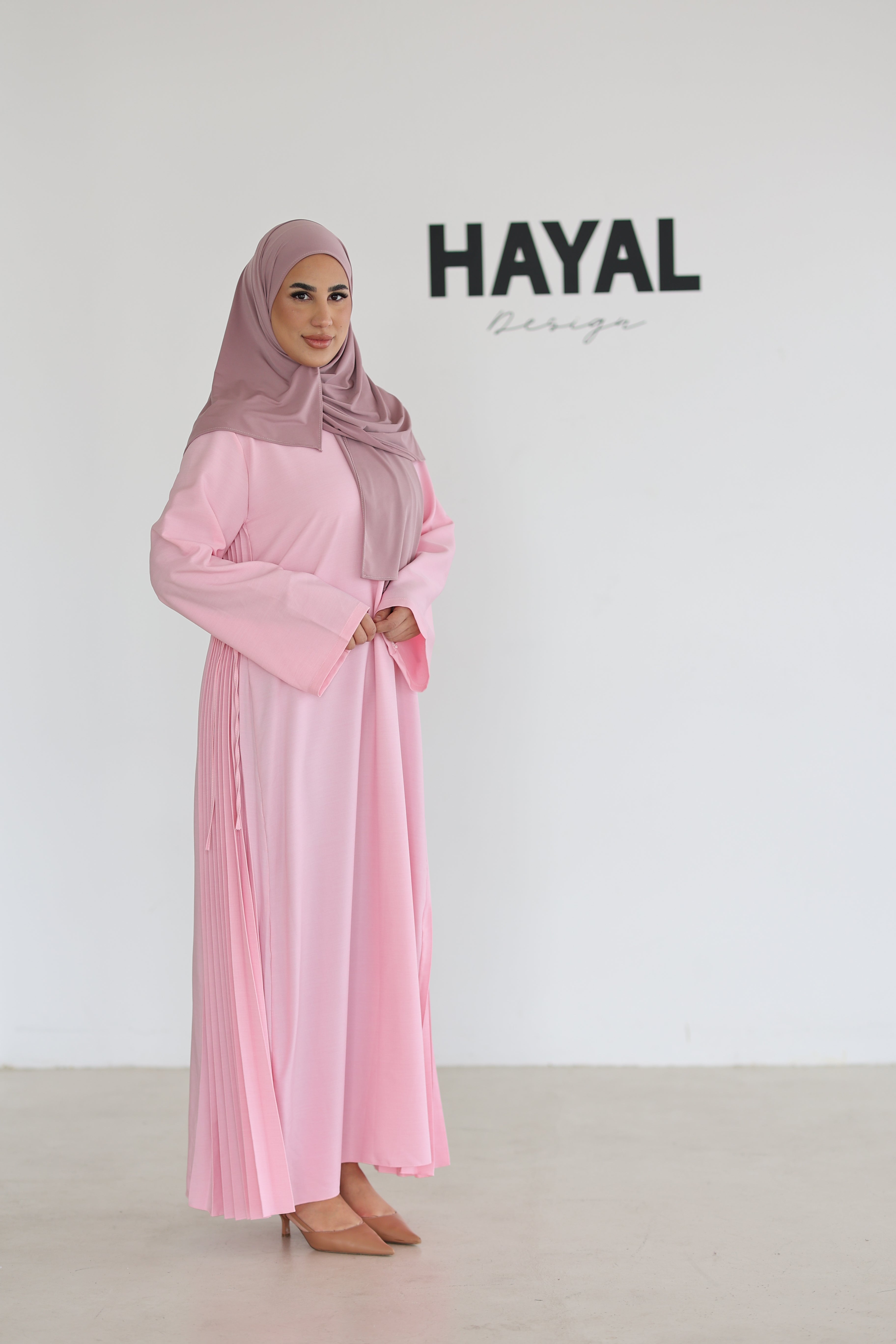 Hana Abaya