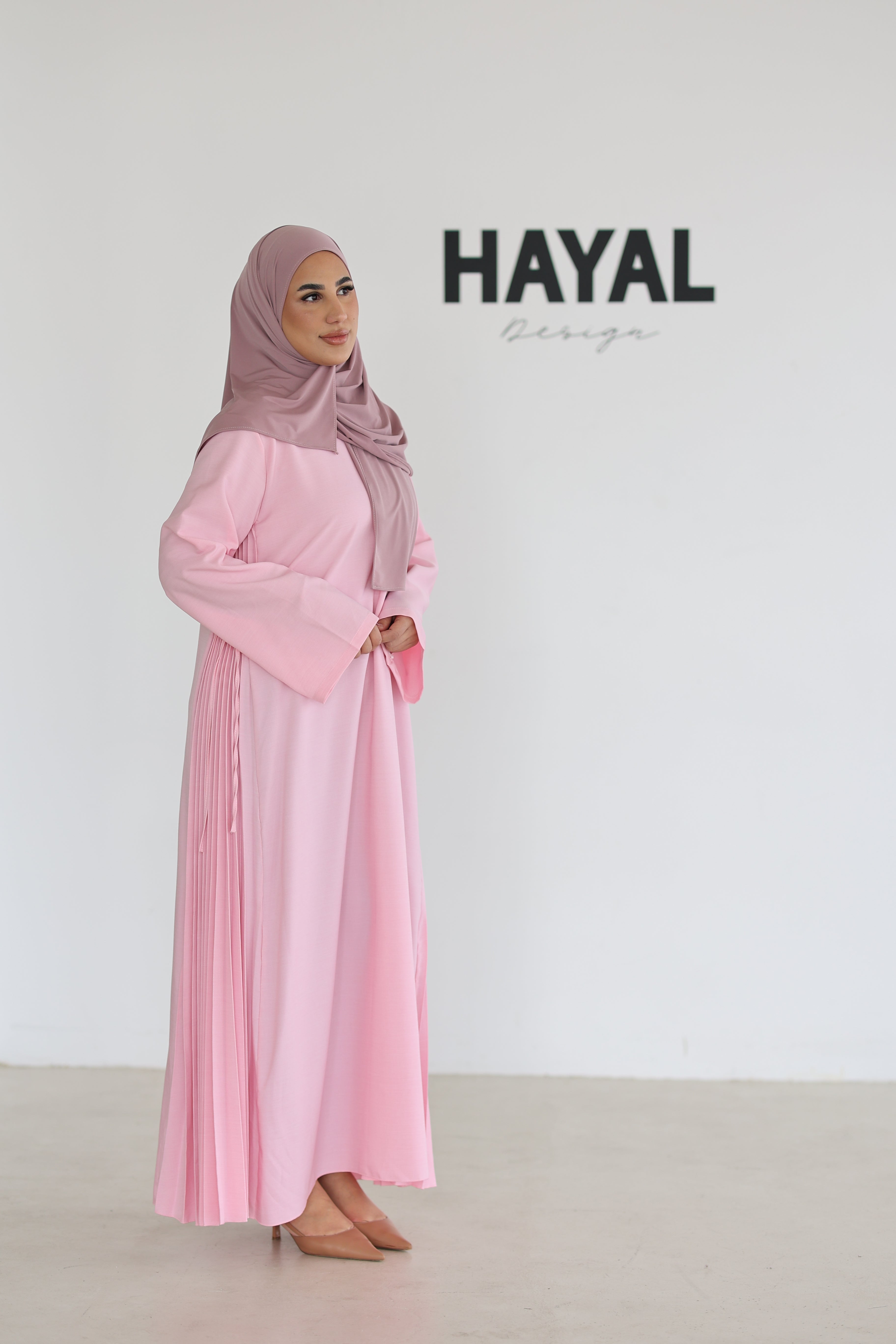 Hana Abaya