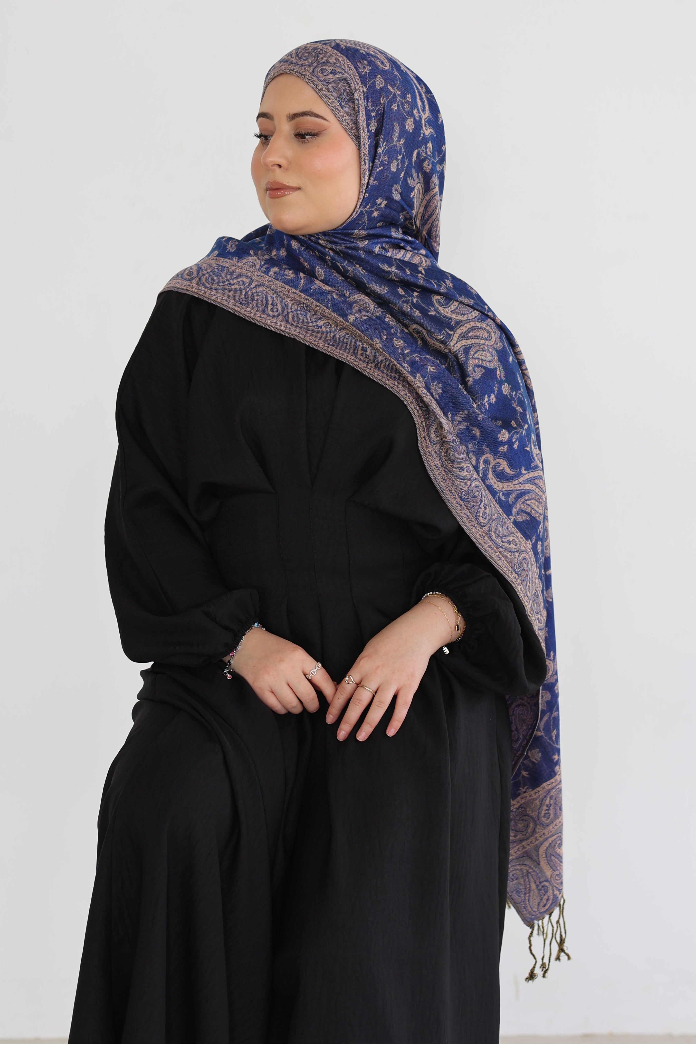 Premium Pashmina in Blueberry