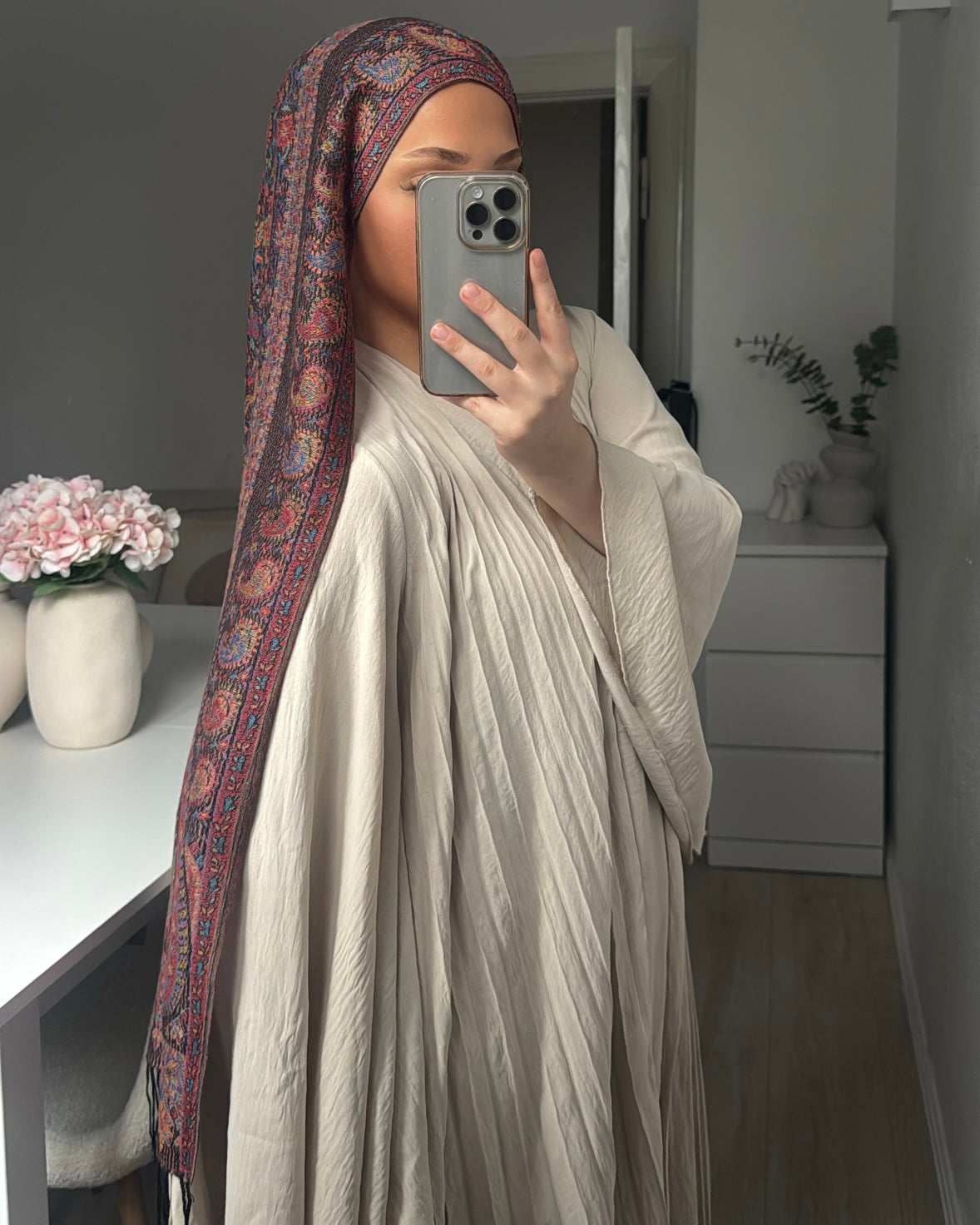 Black Pearl – Premium Pashmina Hijab