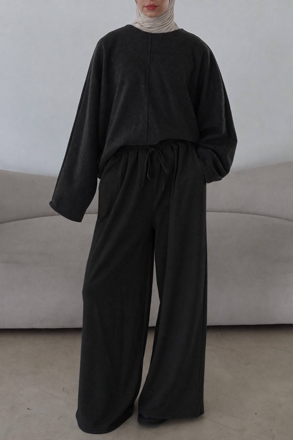 Wide Leg Hose