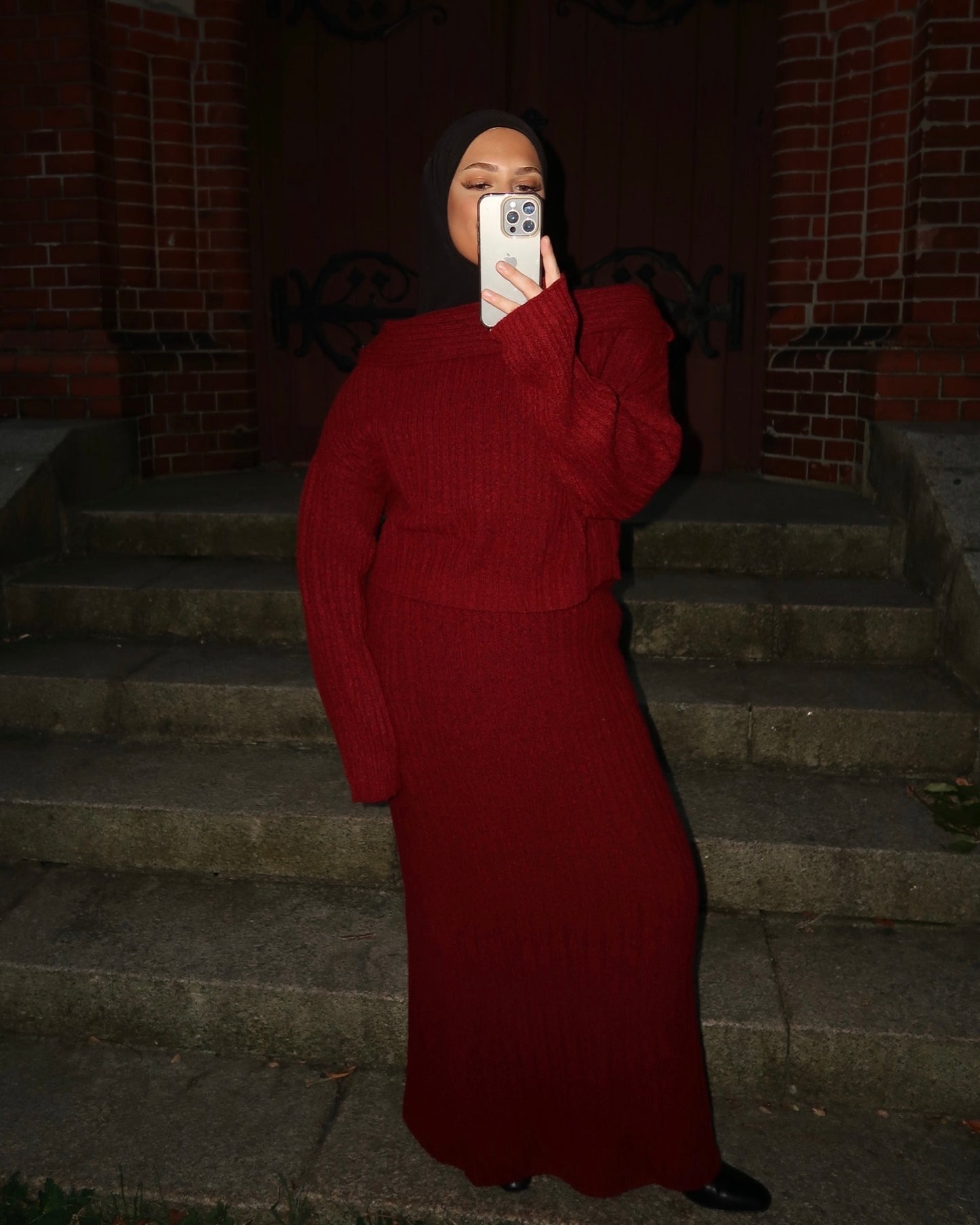 Red Velvet – Two Piece Set