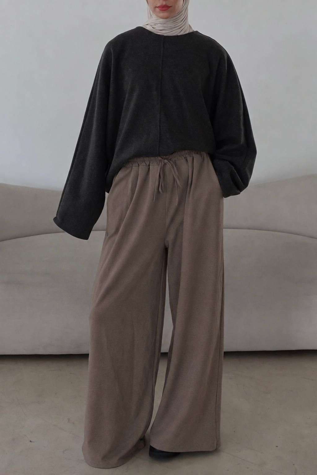 Wide Leg Hose