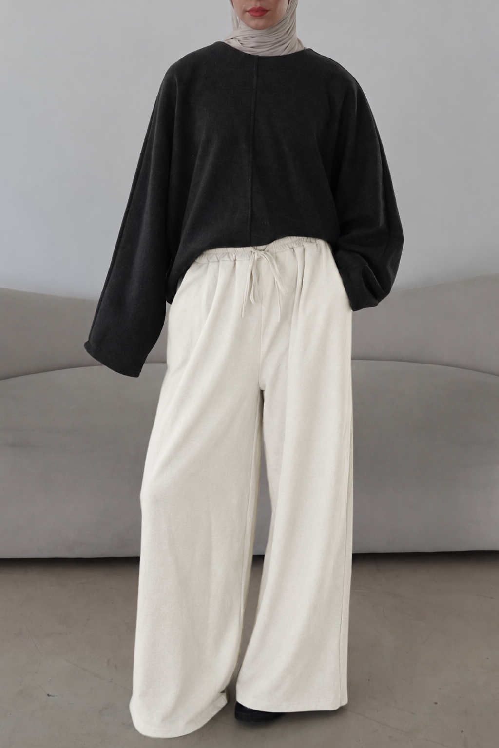 Wide Leg Hose