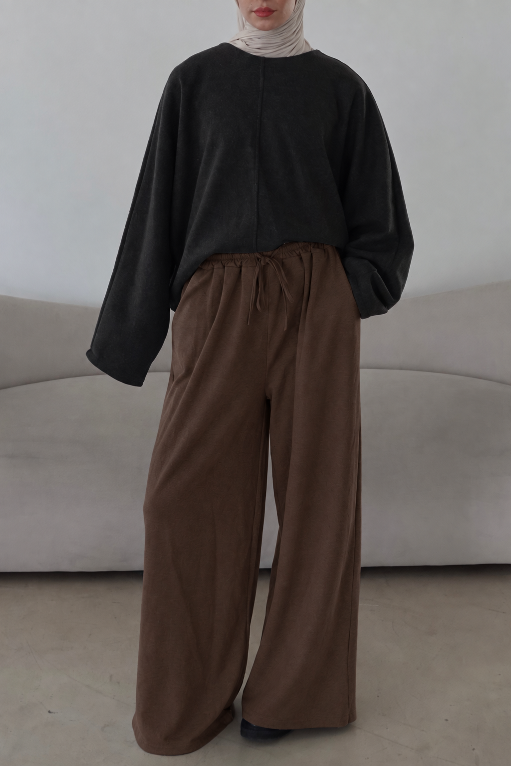Wide Leg Hose
