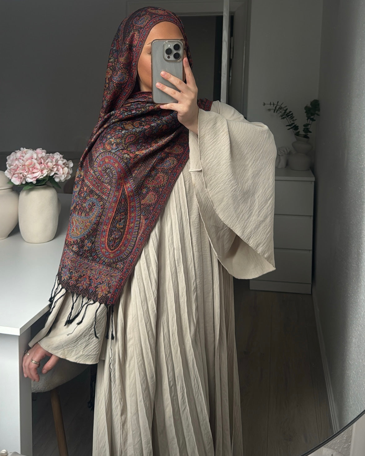 Black Pearl – Premium Pashmina Hijab