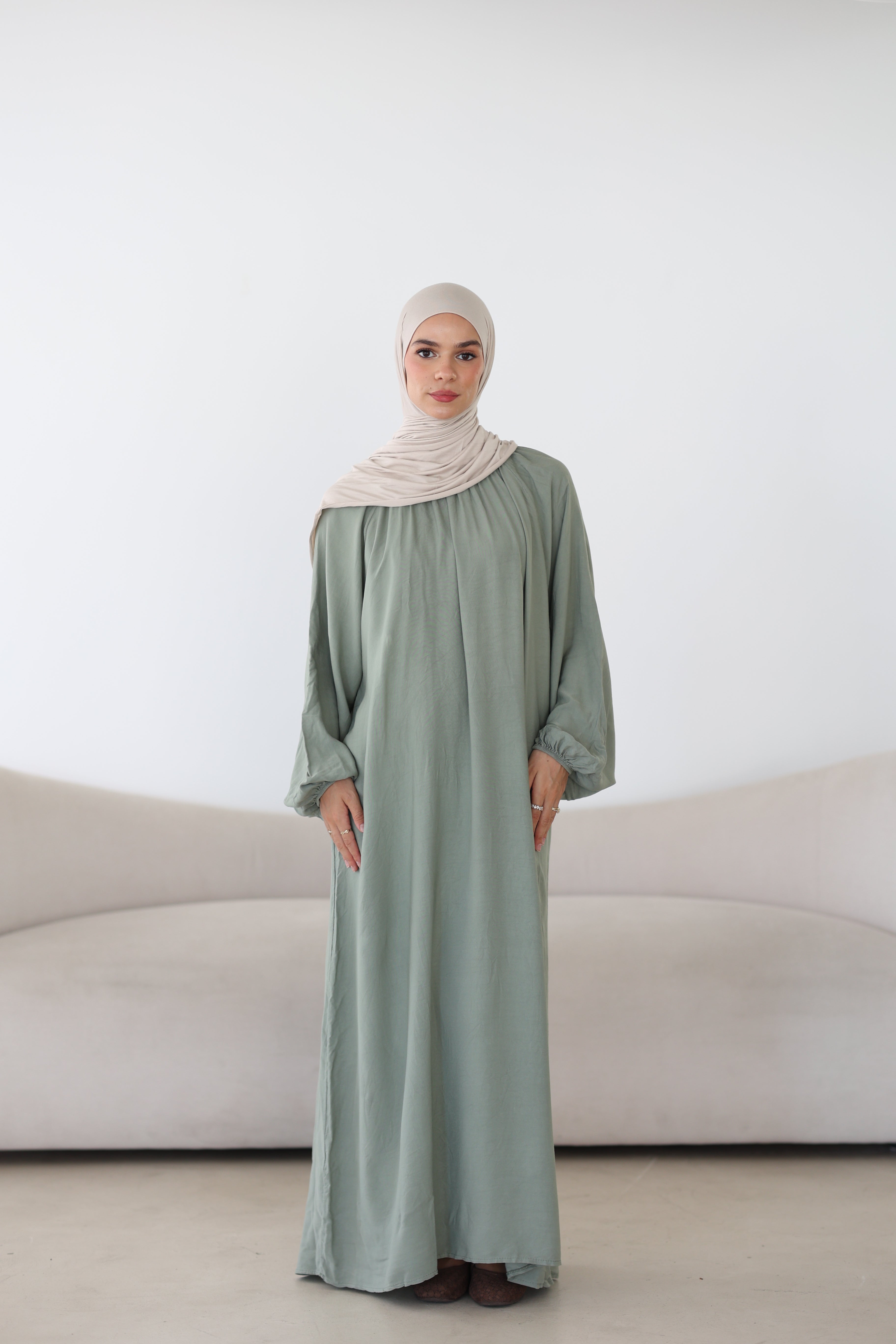 Lola Abaya