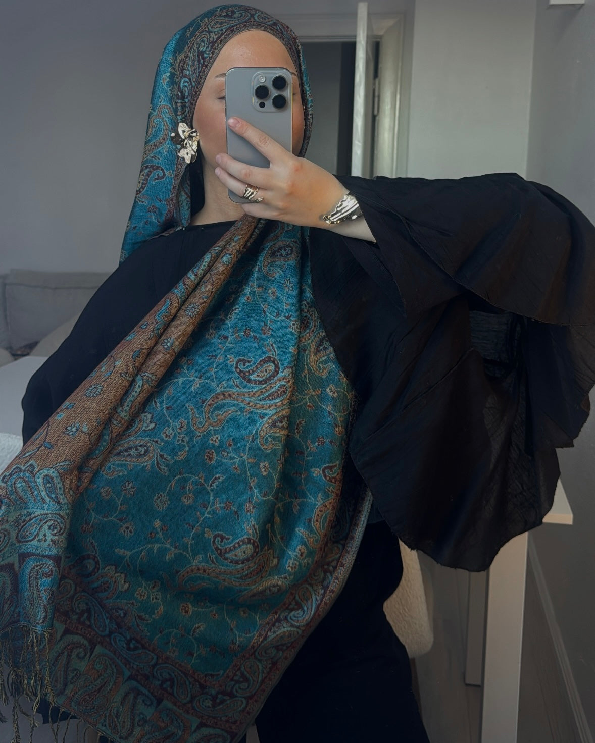 Turquoise Macaron – Premium Pashmina Hijab