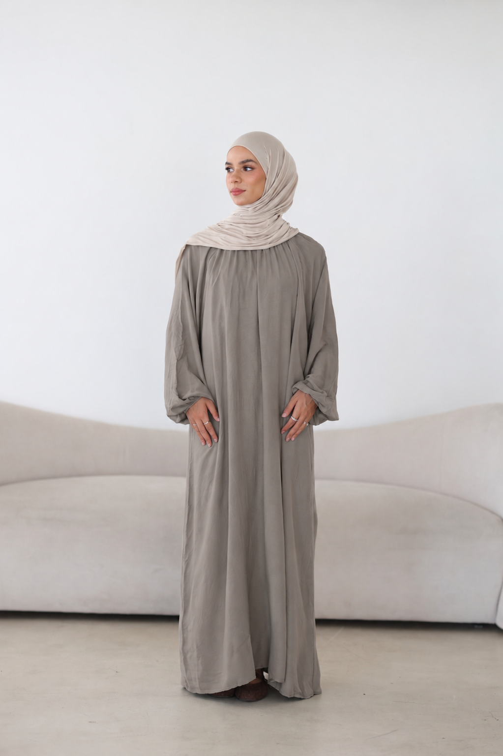 Lola Abaya