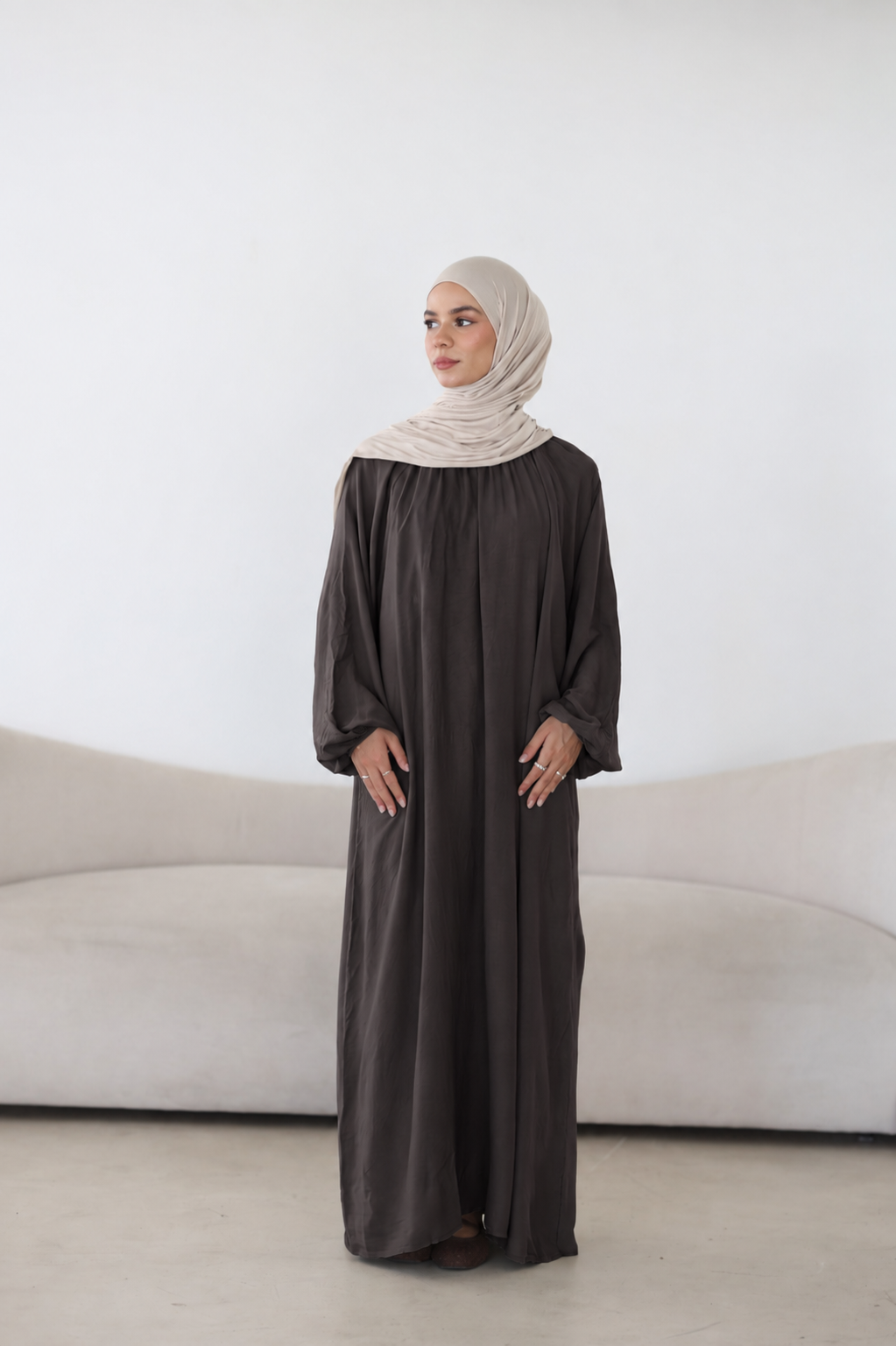 Lola Abaya