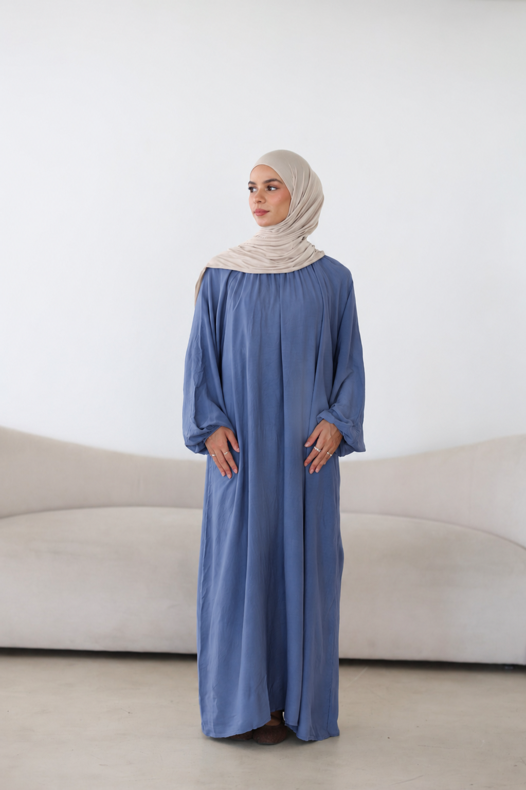 Lola Abaya