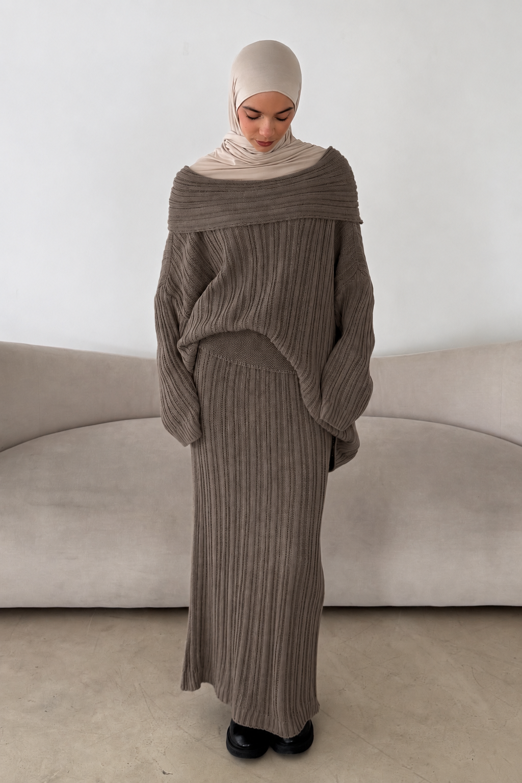 Off-Shoulder Strick-Zweiteiler