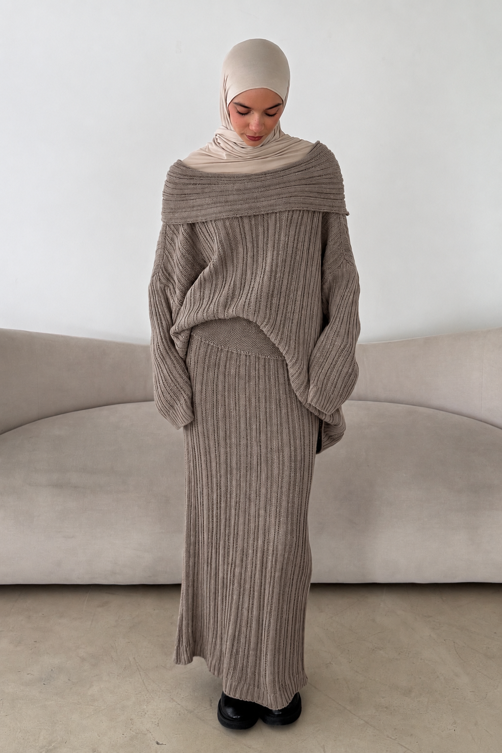 Off-Shoulder Strick-Zweiteiler