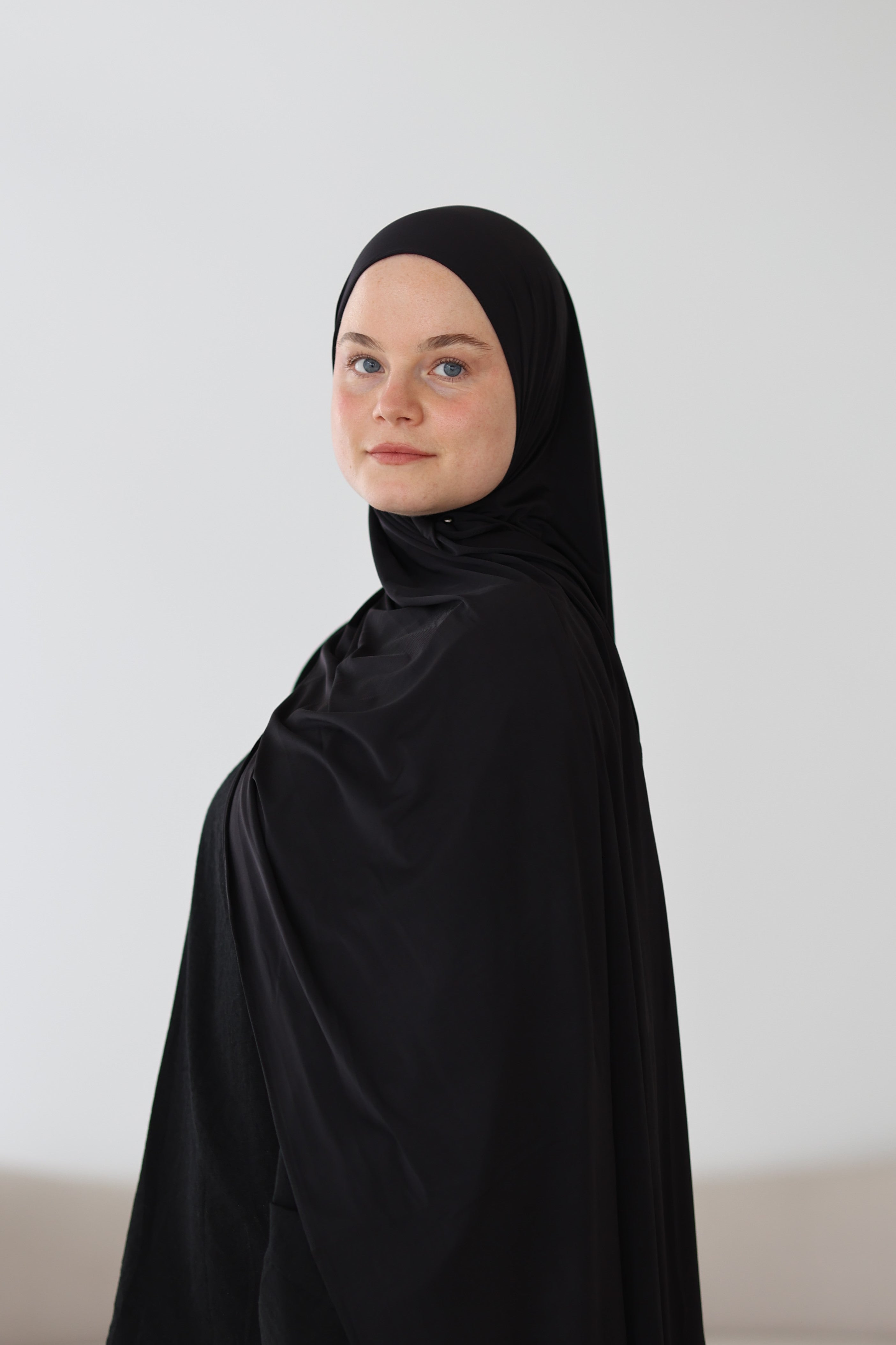 Liquid Jersey in Schwarz