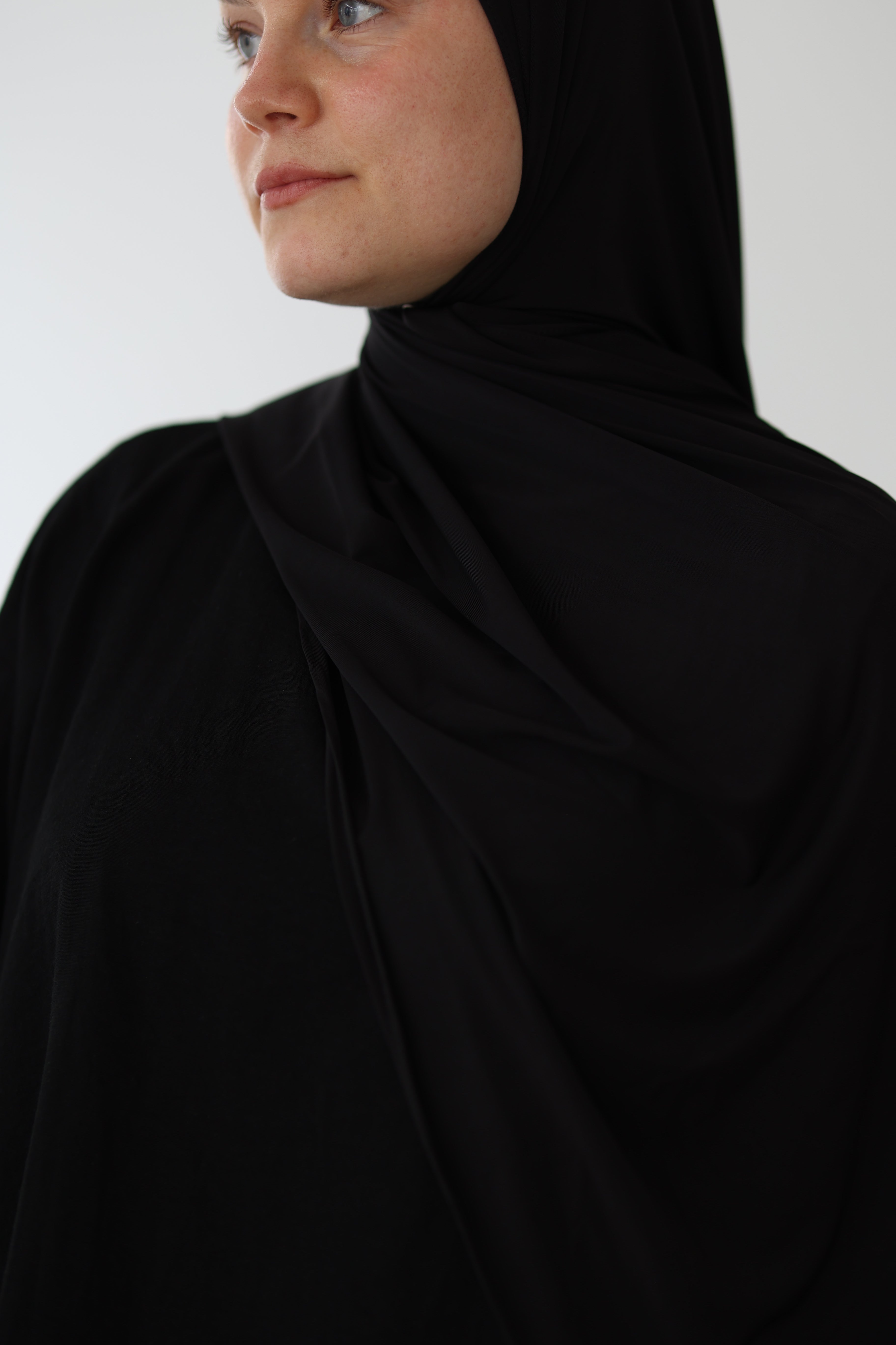 Liquid Jersey in Schwarz