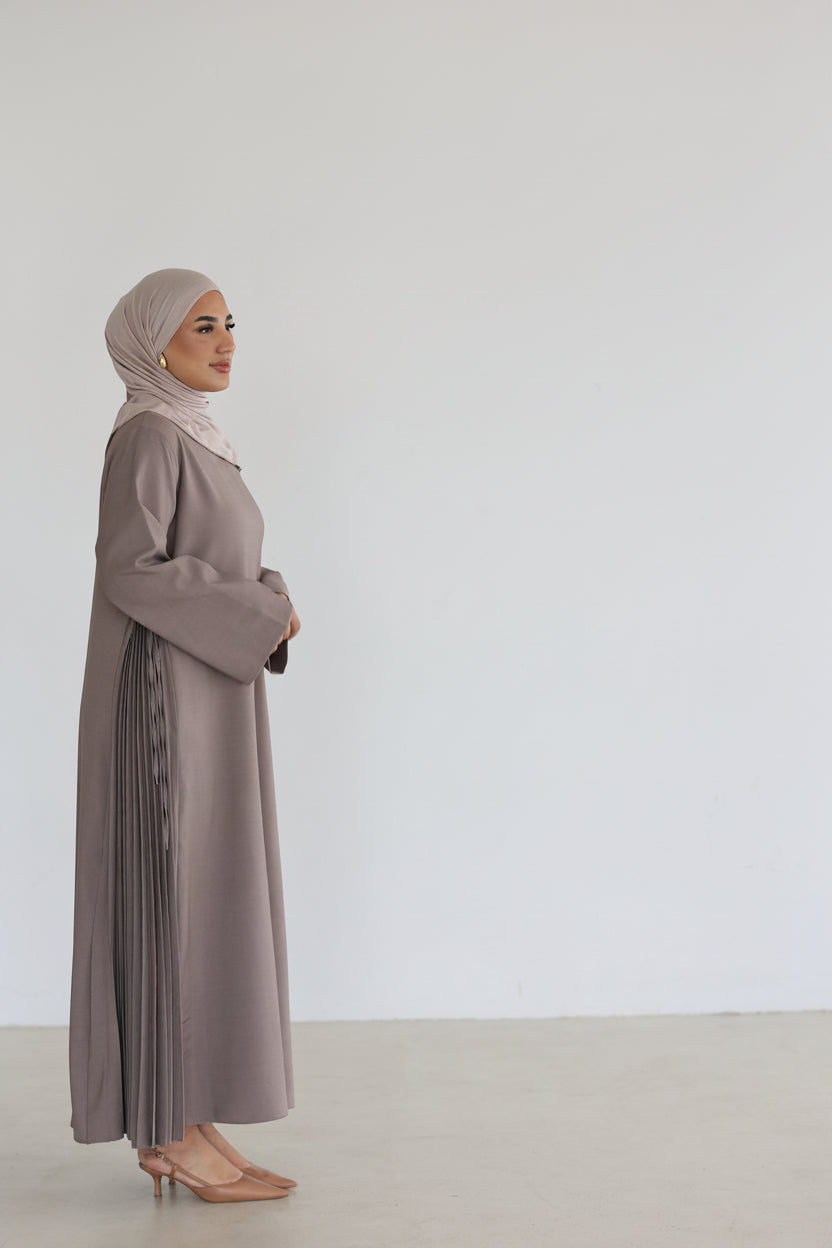 Hana Abaya