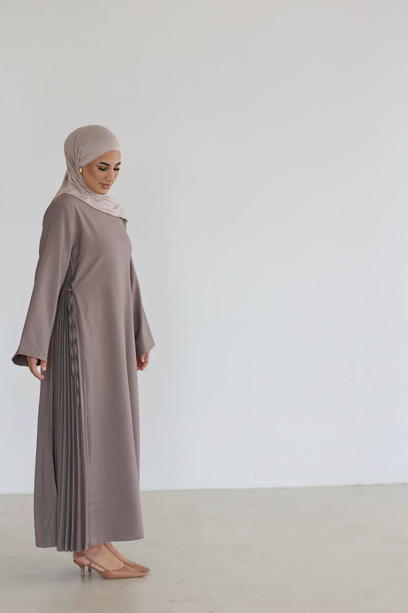 Hana Abaya