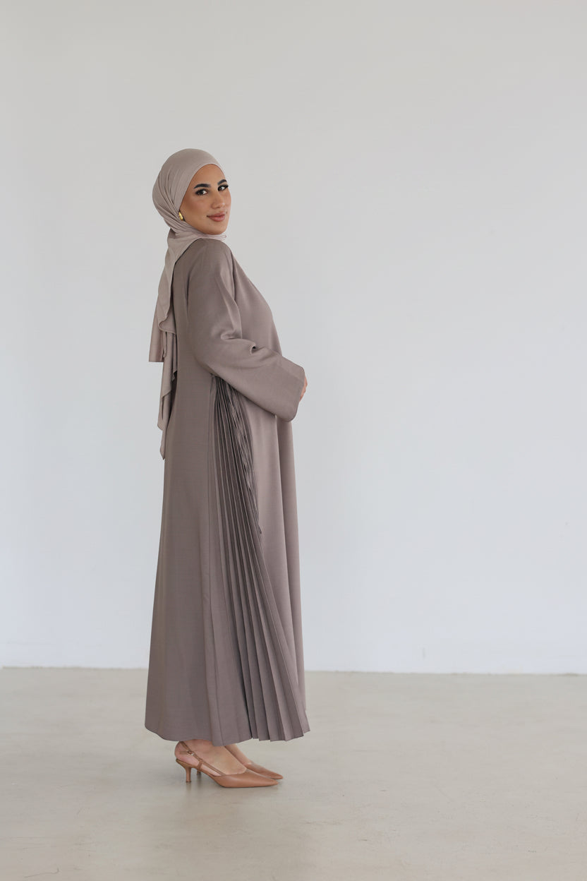 Hana Abaya