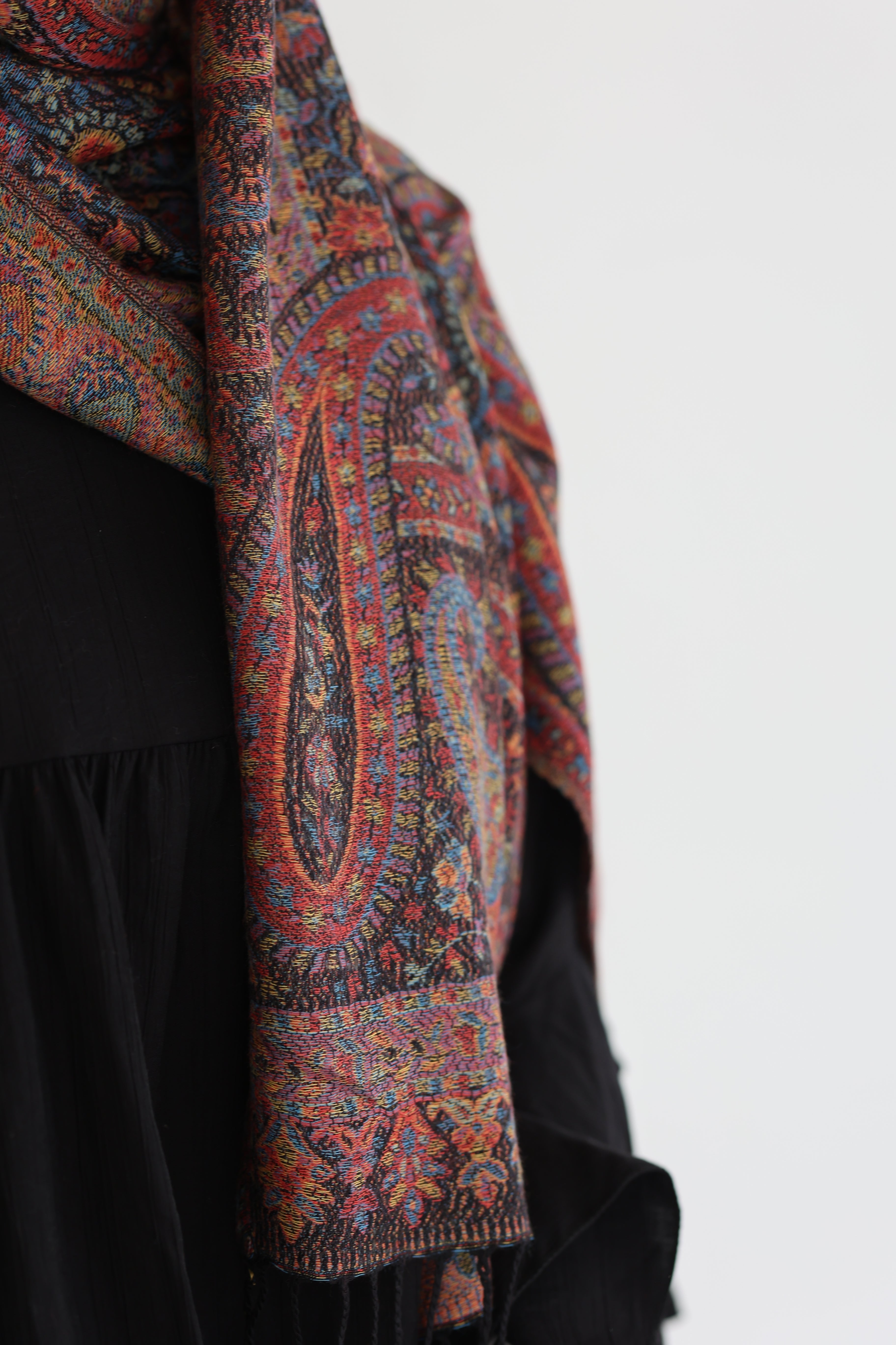Premium Pashmina in Black Pearl