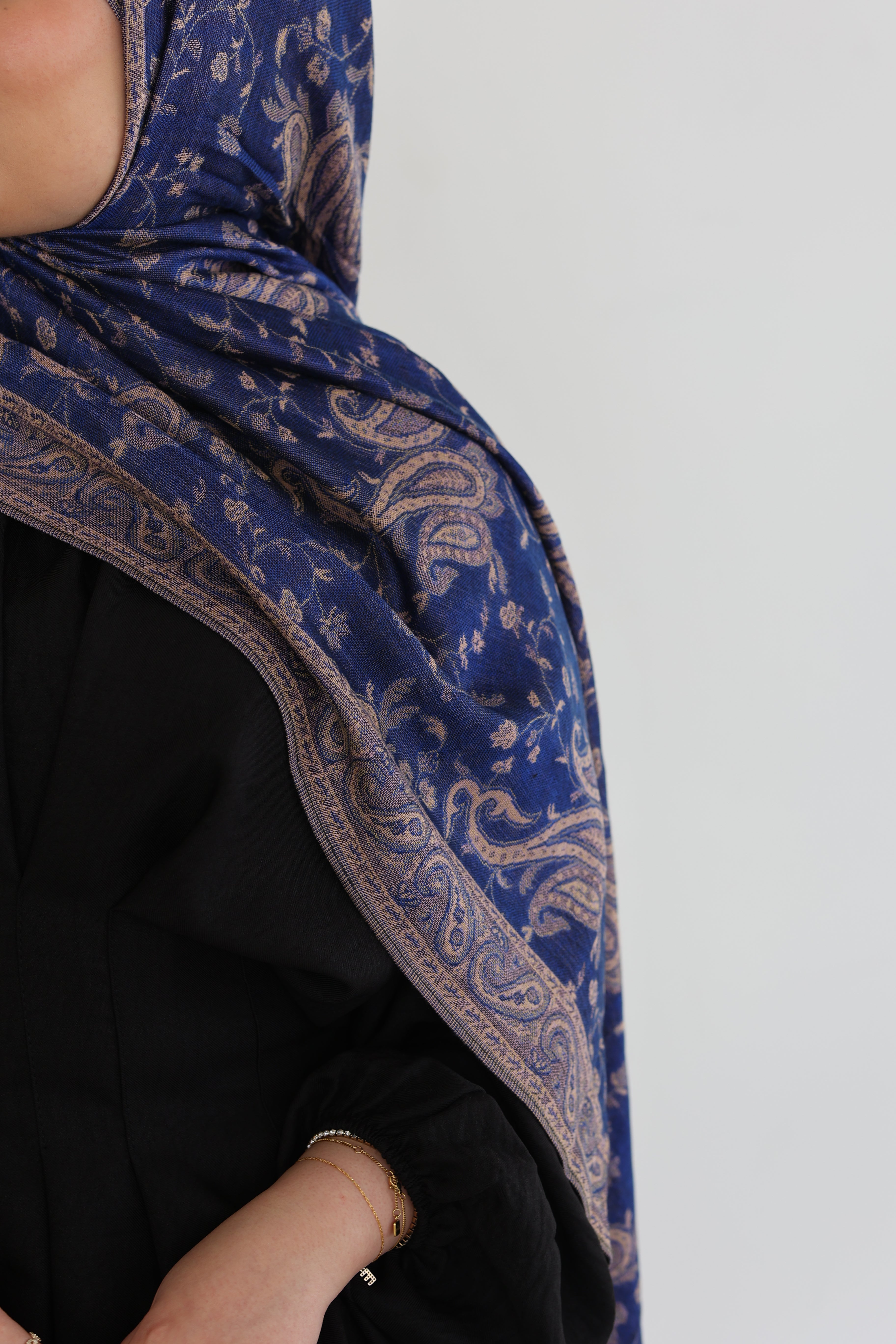 Premium Pashmina in Blueberry
