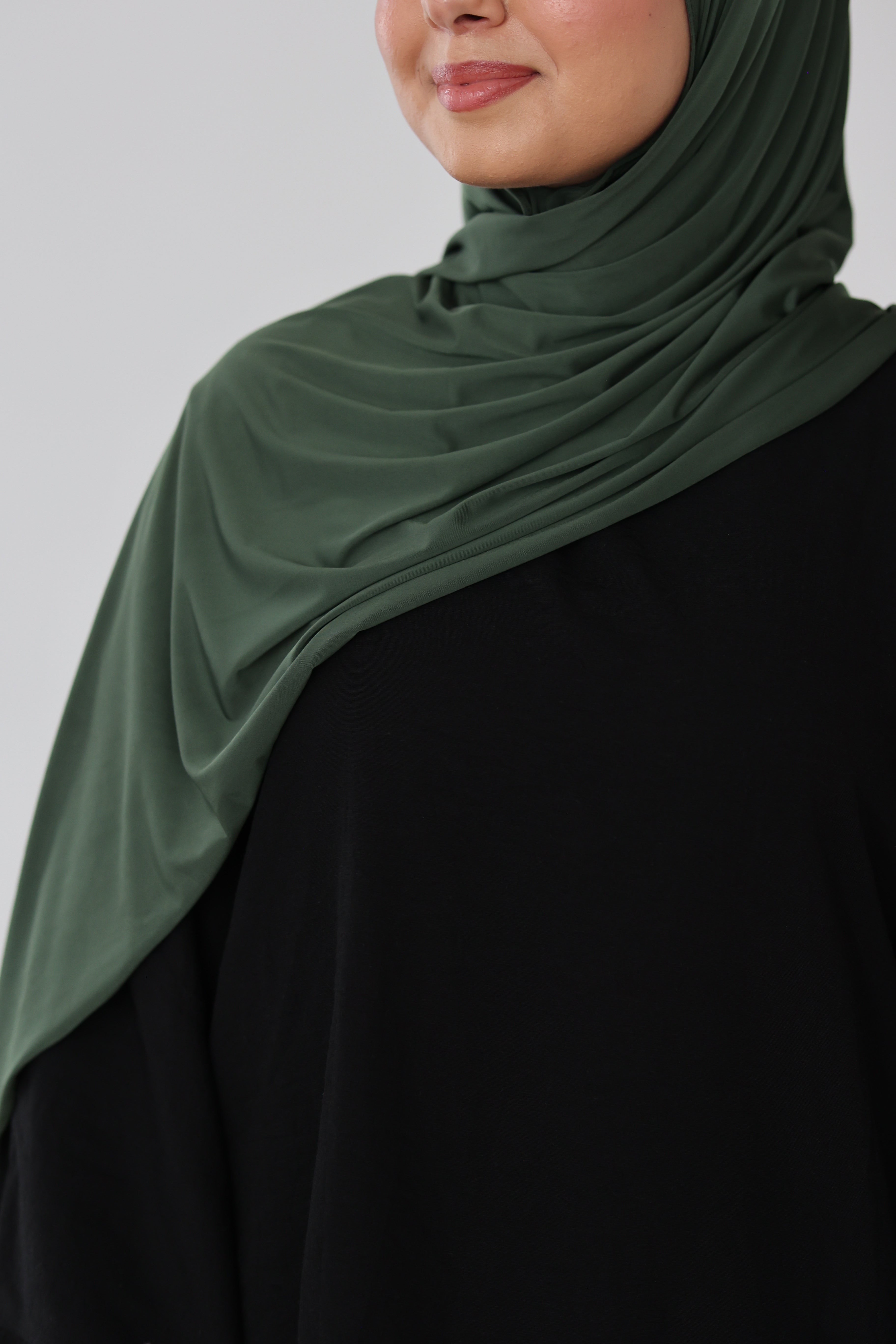 Liquid Jersey in Dark Green