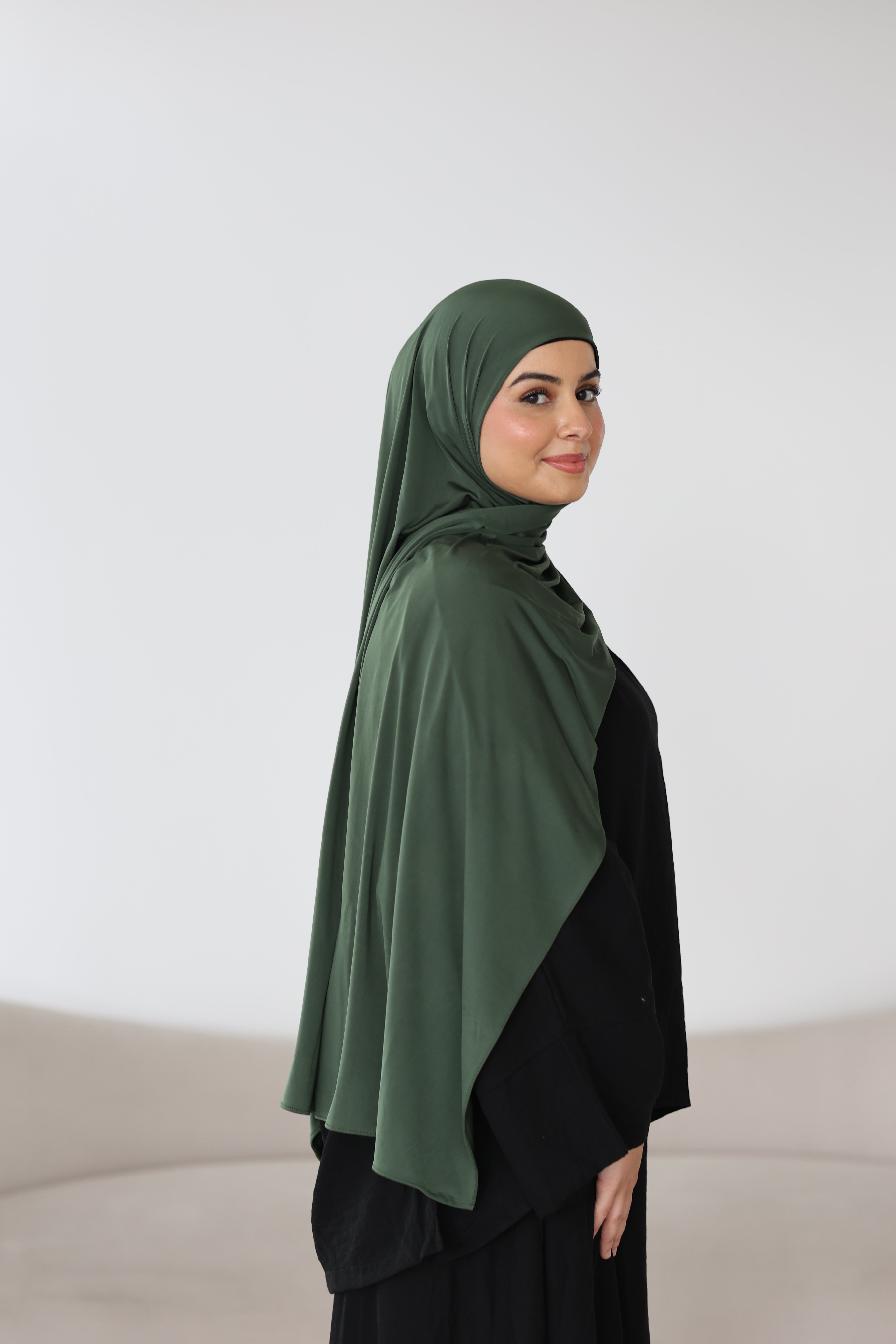 Liquid Jersey in Dark Green